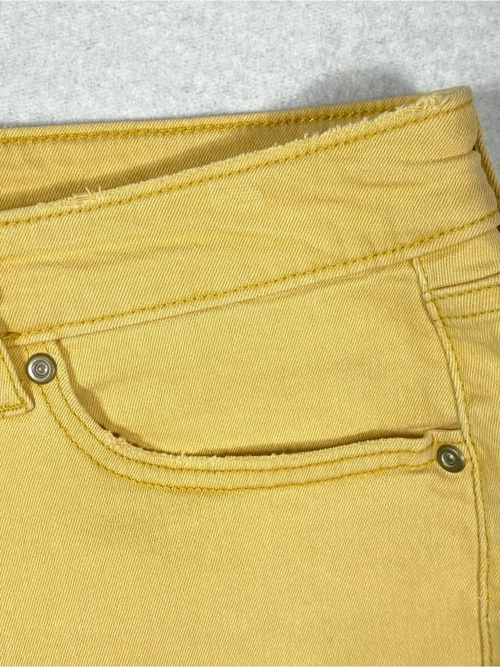 Sonoma Button Fly Denim Shorts Womens 14 Mustard Yellow High Rise Raw Hem Casual